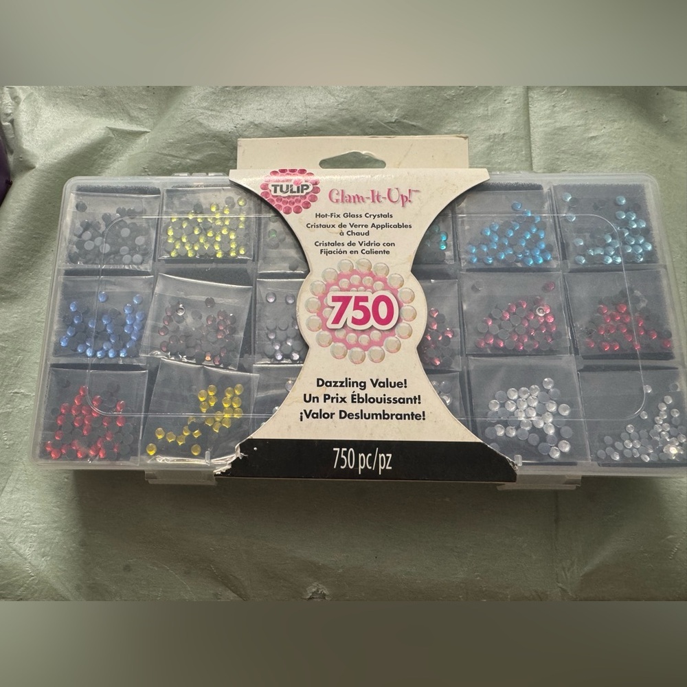 Tulip Glam-It-Up Hot-Fix Glass Crystals